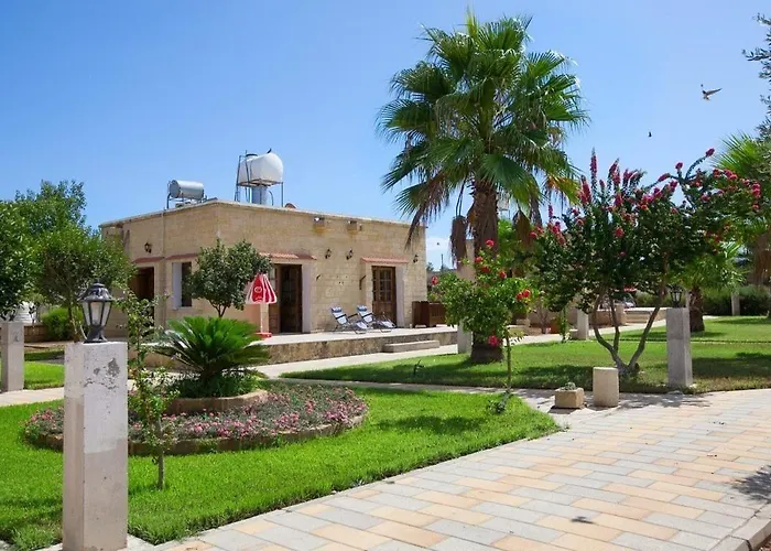 Glaro Garden ホテル 3*