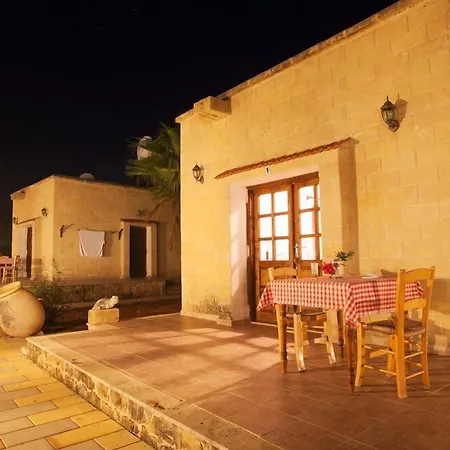 Glaro Garden Hotel