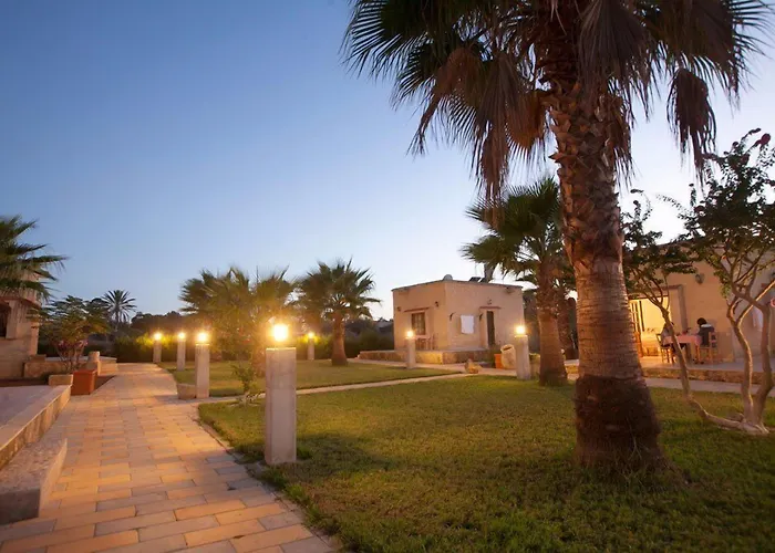 Glaro Garden 3* Rizokarpaso